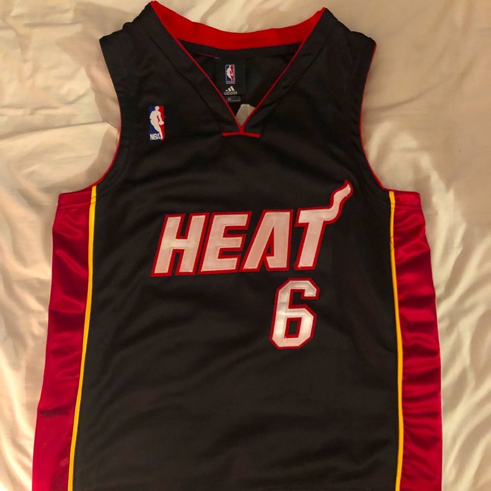 Basketball jersey
